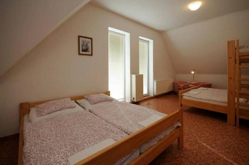 Tradicni Hostinec Aparthotel Sněžné Buitenkant foto